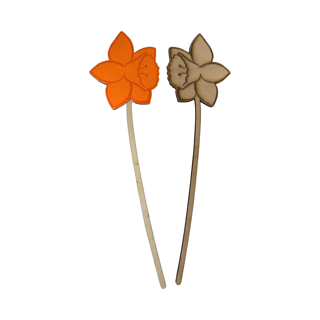 Holzblume mit Filz-Untersetzer – 2-in-1 Tischdeko