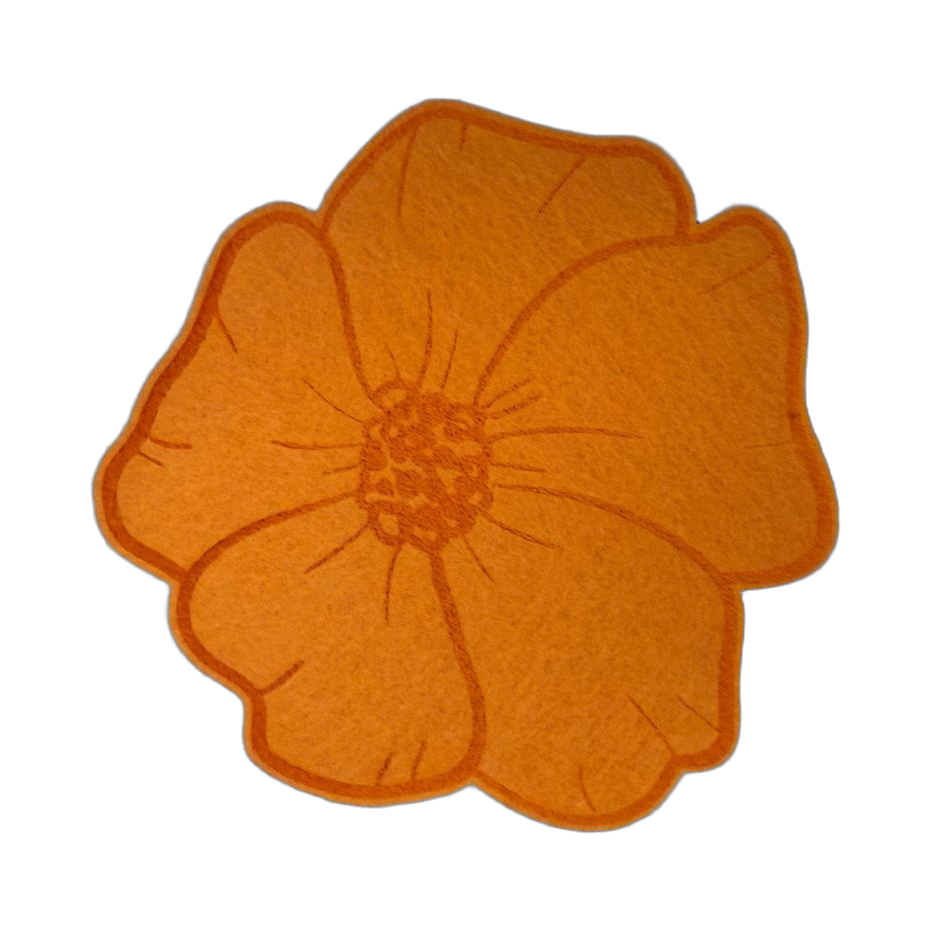 Holzblume mit Filz-Untersetzer – 2-in-1 Tischdeko